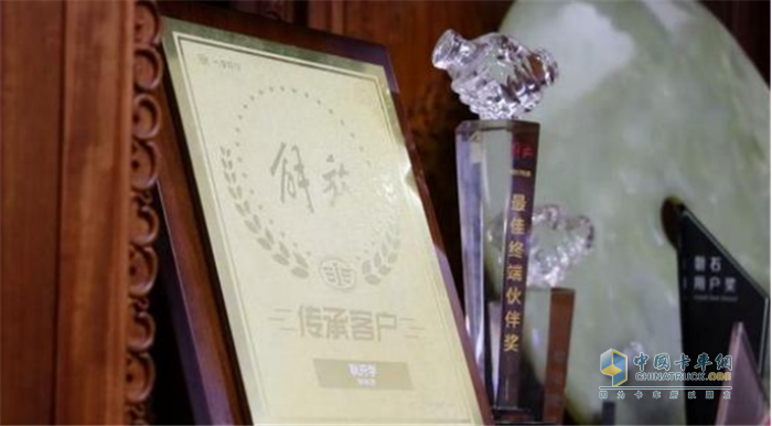 一汽解放  J6  用户  牵引车