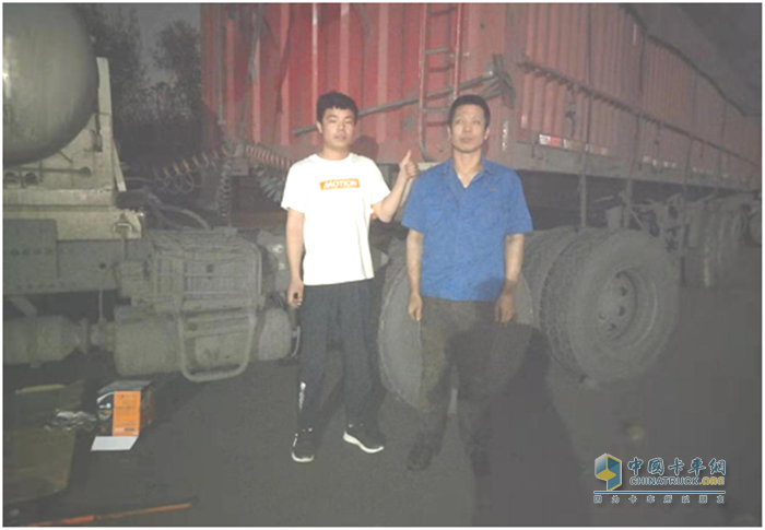 大运重卡  牵引车
