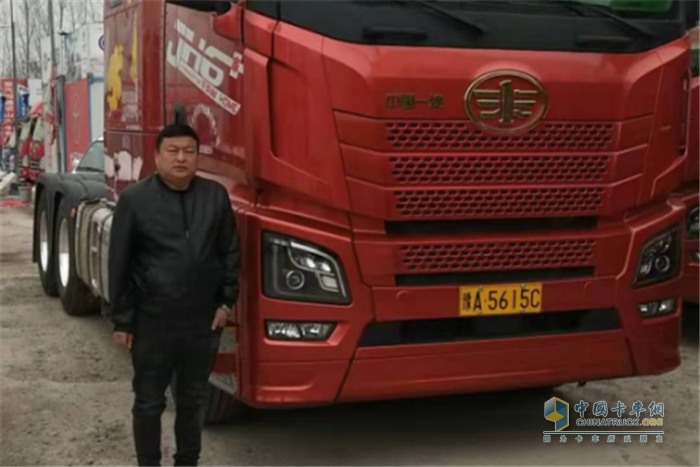 一汽解放青汽  JH6  牵引车