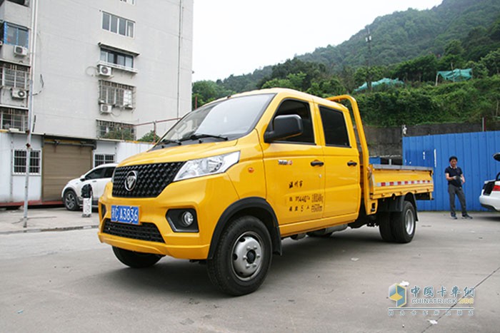 福田柴油小货车3米图片