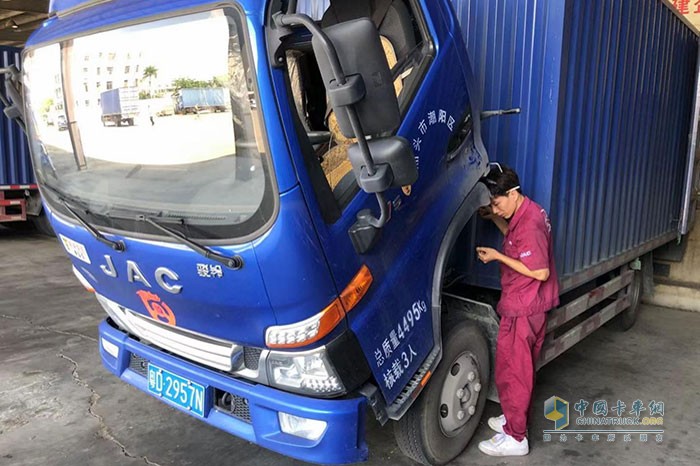 江淮汽车,江淮骏铃载货车,轻卡