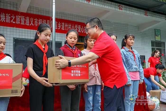 新龙马汽车,轻卡载货车