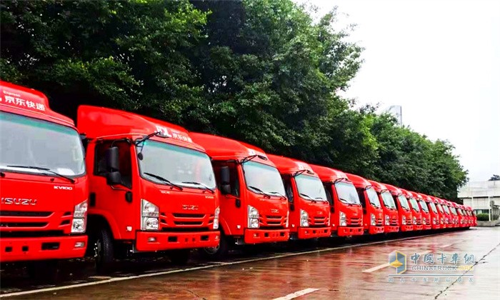 庆铃五十铃  载货车  轻卡