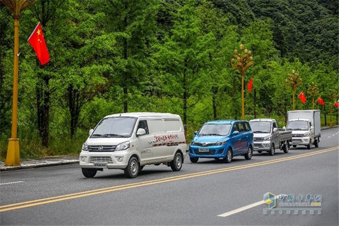 新龙马汽车,轻卡载货车