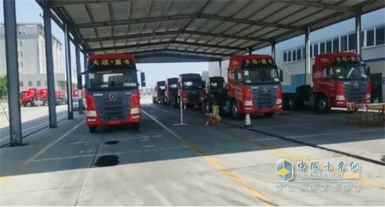 大运重卡  N8E牵引车