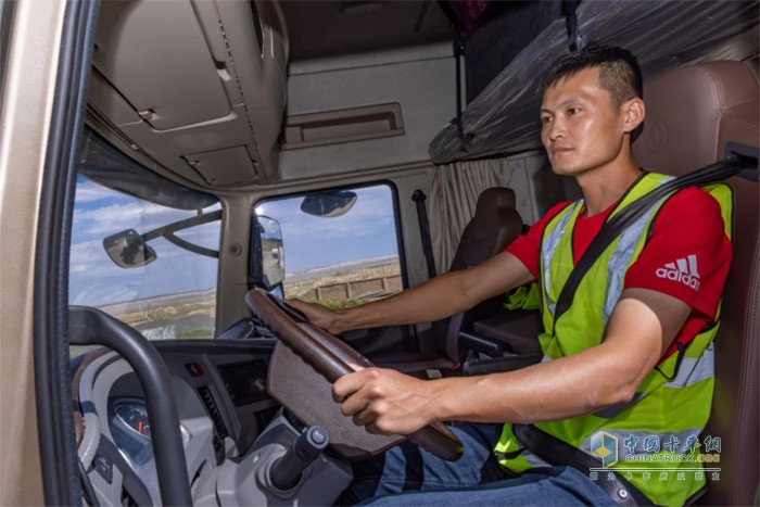 东风商用车,天龙,牵引车