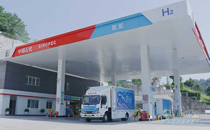 庆铃M600氢燃料电池汽车