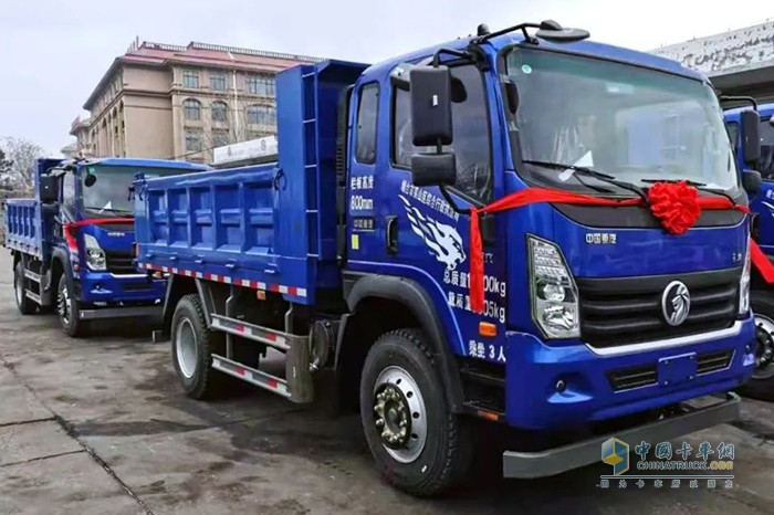 中国重汽成都商用车 腾狮4X2 轻型自卸车 生活垃圾集中转运