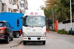 一汽解放领跑成都新能源轻卡市场 解放J6F拿下第一