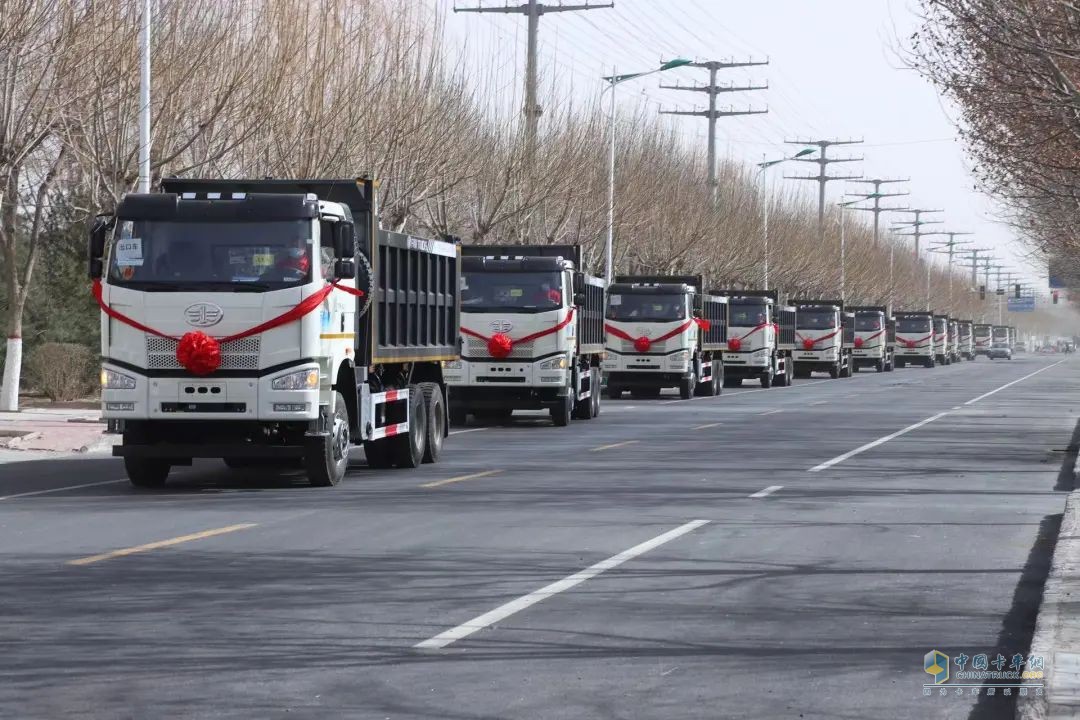 一汽解放自卸车