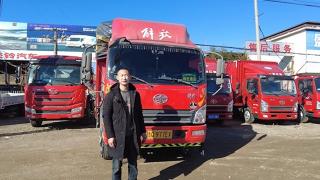 解放轻卡用户郝建锋：解放轻卡大王驾到值得信赖