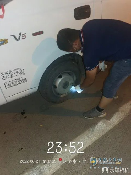 欧铃汽车 西安服务站 奔袭六百里