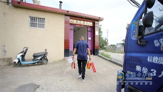 福田瑞沃  自卸车  瑞沃村