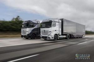 eActros LongHaul+GenH2液氢重卡亮相！梅赛德斯奔驰携多款新品亮相IAA