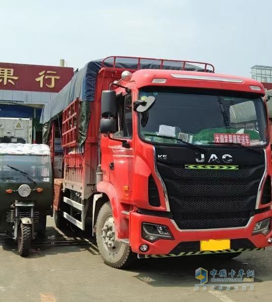 江淮格尔发4×2载货车