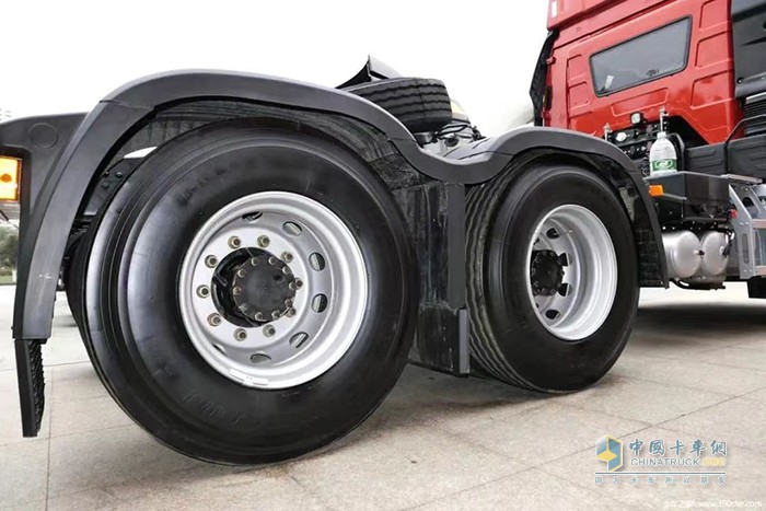 卡车轮胎的滚动阻力与摩擦取决于什么因素？为何影响油耗？