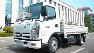 飞碟奥驰V1双燃料货车 油气两用 省的就是赚的