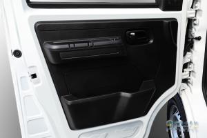 江淮1van 蓝猫M1 2023款 宁德旗舰版 2.7T 2座 4.745米纯电动厢式运输车41.86kWh 