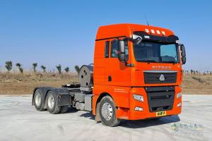 中国重汽 汕德卡SITRAK G7S重卡 530马力 6X4 LNG自动档牵引车(国六)(ZZ4256V384HF1LB)