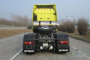 中国重汽 汕德卡SITRAK G7S重卡 530马力 6X4 LNG自动档牵引车(国六)(ZZ4256V384HF1LB)