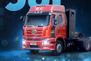 解放J6P充换电一体牵引车，不怕限行，高效运营！