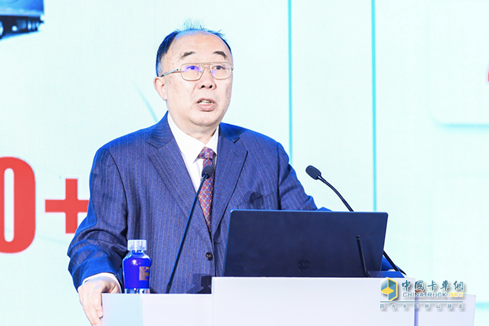 北京重卡2024年值得被期待的两大原因：沉稳又冷静，年轻有朝气