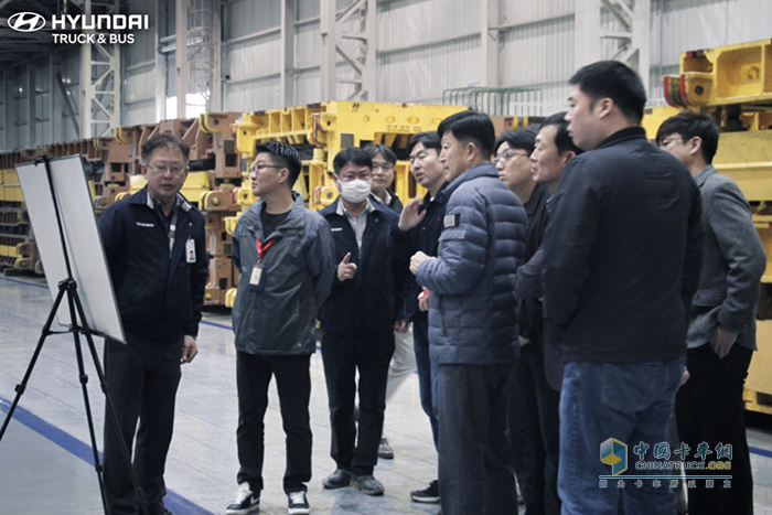 全球战略升级 现代商用车海外代表团走访资阳工厂
