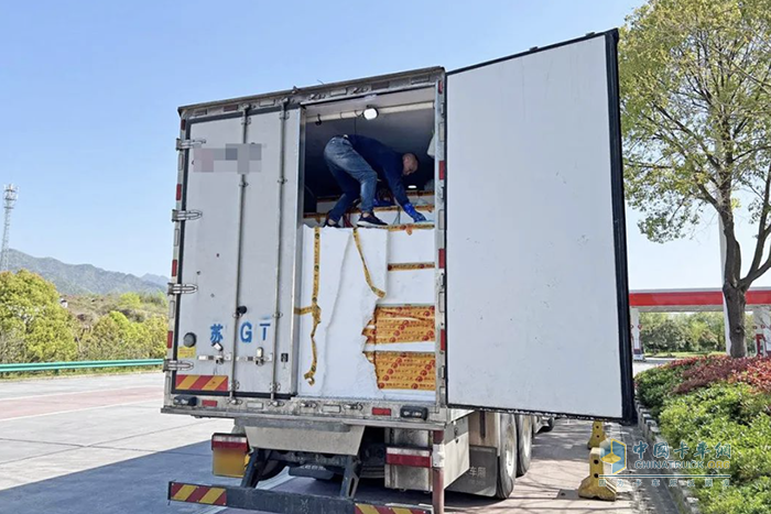 24小时1700km，江淮重卡助力张老板生财有道