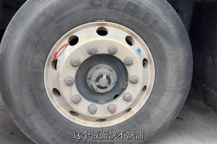 保时效高出勤，杨师傅就信康迈免维护轮端！