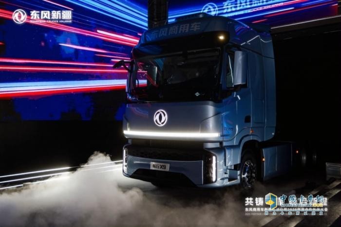 新一代东风畅行X9荣耀上市 为东风新疆X系列家族再添力作