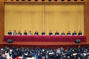 干字当头、狠抓落实！宋乐伟勉励徐工集团加快“五化”转型步伐，为打造世界级先进制造业集群作出新的贡献