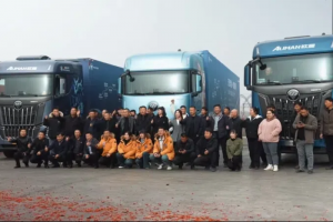 欧曼银河全球价值品鉴之旅闪耀河西走廊 展现卓越场景适用性和运输实力