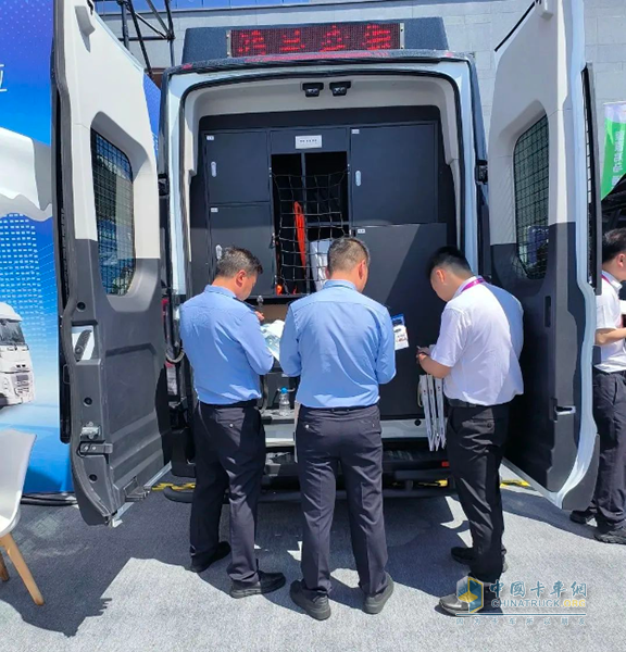 森源鸿马防暴突击车助力警务工作新升级