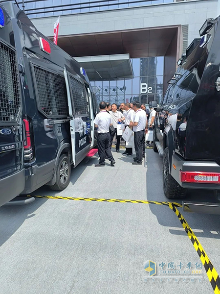 森源鸿马防暴突击车助力警务工作新升级