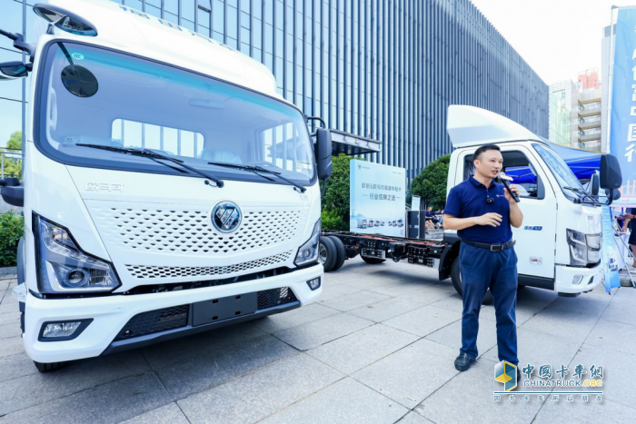 重庆绿色物流怎么选车？欧马可新能源轻卡驾到！