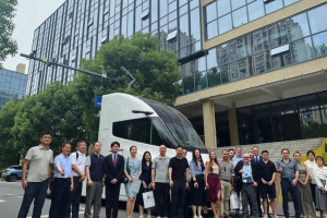 苇渡科技接受墨西哥商会考察，现场展示670km长续航纯电重卡