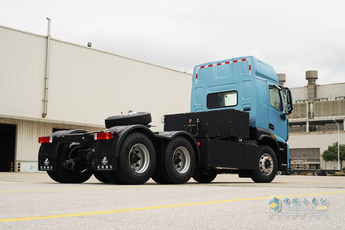 置换补贴至高14万！乘龙翼威5纯电牵引轻装开启新征程