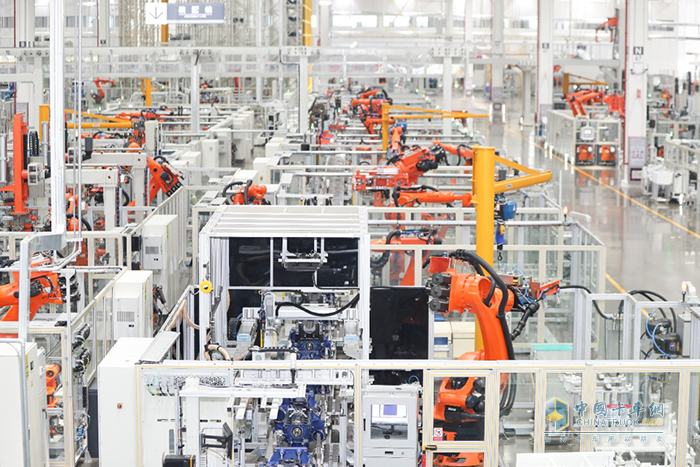 潍柴斩获全国一等奖 以数据赋能中国动力心脏全链价值跃迁