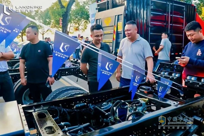 潍柴蓝擎X7,新一代轻卡,华南区域上市