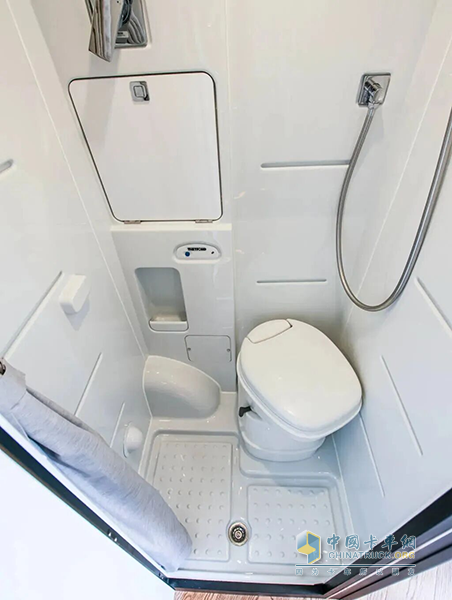 上海见！宇通房车亮相第 24 届上海国际房车展