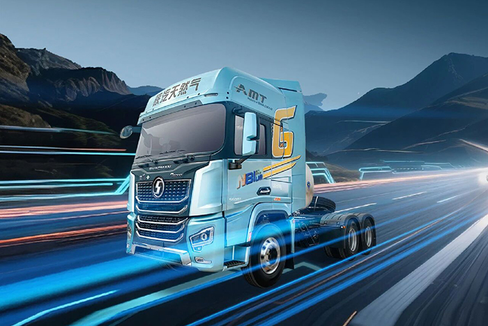 陕汽德龙G6000 15L燃气车，三大硬实力，创富新标准