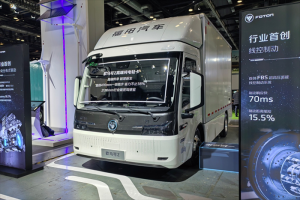 为年轻一代而生的梦想卡车，欧马可Z以智慧科技革新运输生活