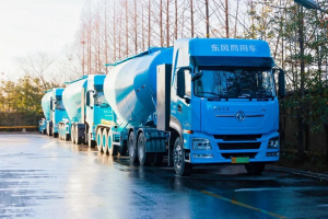 东风天龙KL兆瓦超充重卡批量交付江苏客户