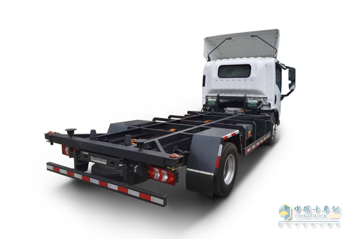 乘龙翼威2货厢可拆卸，甩厢模式撬动更高运输效率