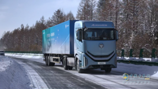 以纯电征战高寒环境，万里繁星欧曼银河品鉴之旅启新程