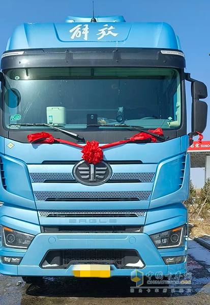 风雪无阻践初心！解放服务站用行动诠释感动服务！