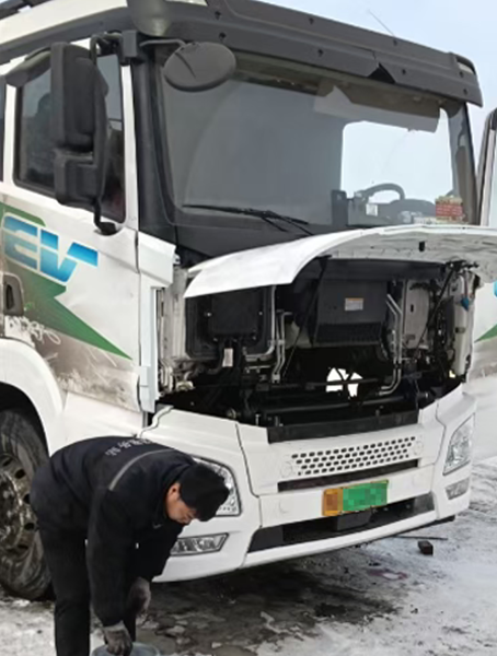 一汽解放昌吉联强服务站暴雪救援纪实