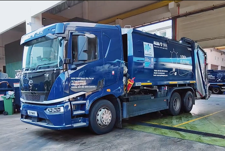 纯电专家 比亚迪T9R环卫车新加坡一鸣惊人
