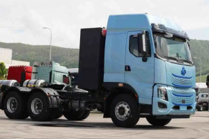 不要再开浪费人类token的车了，来试试乘龙H7 Pro纯电牵引车！