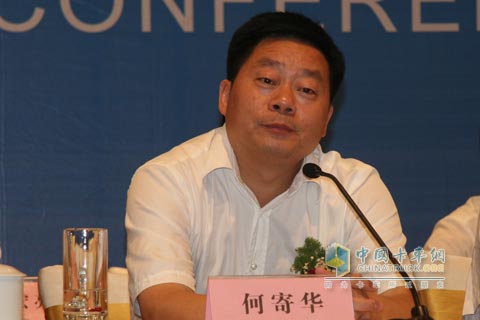 长沙市副市长何寄华